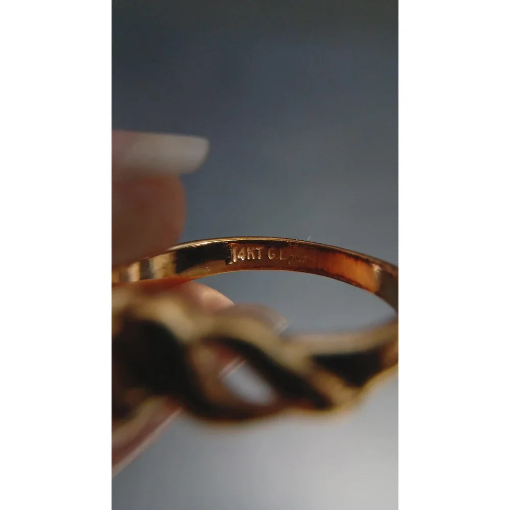 Unbranded bold retro